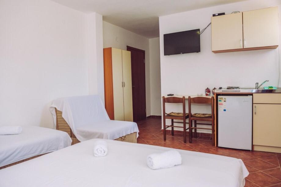 Apartmani Lasta Dobra Voda Extérieur photo