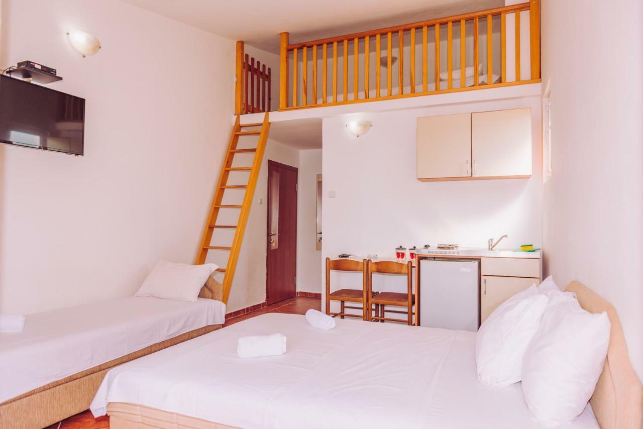 Apartmani Lasta Dobra Voda Extérieur photo